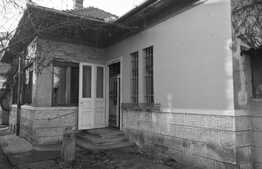 Casa de vanzare CENTRAL, teren 500 mp, zona de constructii 4 nivele!