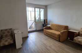 Garsoniera spatioasa, zona Astra