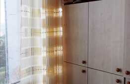 Vanzare 1 camera, 28 mp, zona Complex Mercur