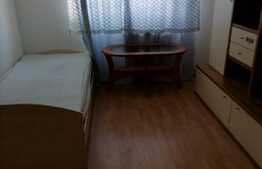 Apartament 3 camere, Tractorul