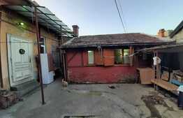 Apartament 2 camere, 63 mp, in casa saseasca, in centrul vechi al Brasovului