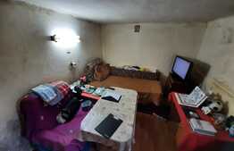 Apartament 2 camere, 63 mp, in casa saseasca, in centrul vechi al Brasovului