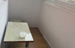 2 camere decomandate, etaj intermediar, balcon, zona Calea Floresti