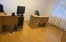 2 camere decomandate, etaj intermediar, balcon, zona Calea Floresti