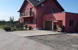 Casa la cheie, 220 mp utili, 973 mp teren, Jucu