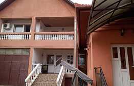 Proprietate complexa si modulara, pretabila pentru sediu firma!