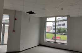 Spatiu comercial cu vitrina, 133 mp, 3 locuri parcare, zona BMW