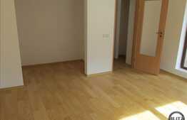 Apartament de vanzare, 3 camere, imobil nou, zona UMF!