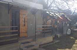 2 case de vanzare in acceasi curte, 41 mp respectiv 70 mp, front 23 ml, zona de vest a Clujului