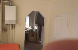 2 case de vanzare in acceasi curte, 41 mp respectiv 70 mp, front 23 ml, zona de vest a Clujului