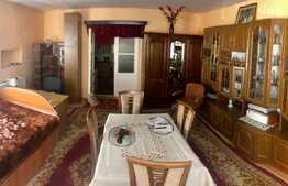 Casa traditionala 3 camere, 80 mp, 350 mp teren, Sanpetru