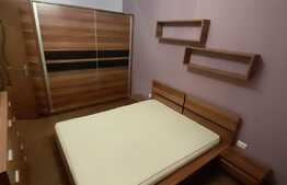 Apartament cu 2 camere decomandate la etaj intermediar într-o zonă avantajoasă!