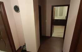 Apartament cu 2 camere decomandate la etaj intermediar într-o zonă avantajoasă!