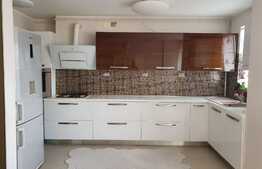 Apartament 4 camere, spatios, luminos, situat in zona Calea Turzii