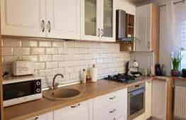 Apartament de lux, 71mp, etaj intermediar, balcon 20mp! Zona Vivo!