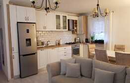 Apartament de lux, 71mp, etaj intermediar, balcon 20mp! Zona Vivo!