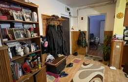 De vanzare apartament 2 camere, 53 mp, decomandat, etaj intermediar zona strazii Fabricii