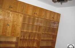 Vanzare apartament 2 camere, semidecomandat, complet mobilat!