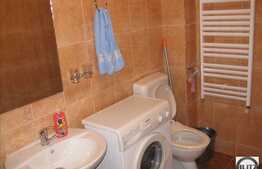 Vanzare apartament 2 camere, semidecomandat, complet mobilat!