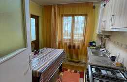 Apartament 3 camere, decomandate, 61mp, zona Minerva