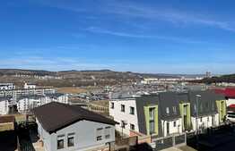 Investitie! Apartament cu o camera, etaj intermediar, panorama deosebita!