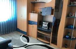 Apartament  3 camere, decomandat, 75 mp, parcare, zona Kaufland