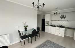 Apartament 3 camere, modern, parcare, zona Vivo