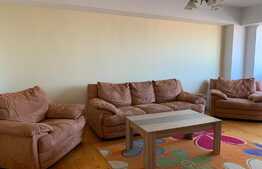 Apartament cu 3 camere, decomandat, A.C, 90 mp, 2 bai, zona Piata Cipariu