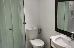 Garsonieră mobilată și utilată, terasă, spațiu de depozitare extra și parcare în zona Schei!