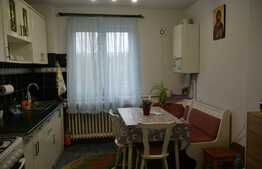 3 camere, 65 mp, renovat recent, zona strazii Albac