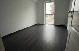 Apartament 3 camere nou nelocuit in cartierul Tractorul 