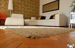 Apartament de vanzare cu 2 camere, decomandat, in zona Inspectoratului Politiei