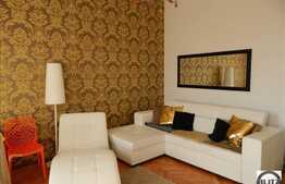 Apartament de vanzare cu 2 camere, decomandat, in zona Inspectoratului Politiei