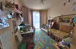 Apartament 3 camere, 71mp, decomandat, etaj intermediar, zona strazii Alverna