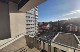 Apartament 3 camere, 71mp, decomandat, etaj intermediar, zona strazii Alverna