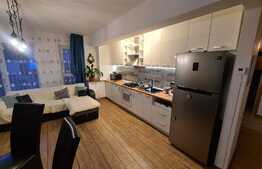 Apartament 3 camere, etaj intermediar, 2 bai, 2 parcari ! Zona strazii Eroilor!