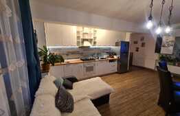 Apartament 3 camere, etaj intermediar, 2 bai, 2 parcari ! Zona strazii Eroilor!