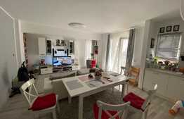 Apartament 3 camere, 72 mp, decomandat, zona Coresi Mall