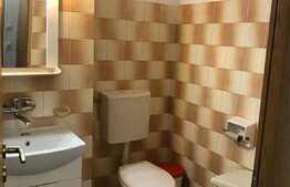 3 camere decomandate, 70 mp, 2 balcoane, zona Titulescu