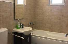 3 camere decomandate, 70 mp, 2 balcoane, zona Titulescu