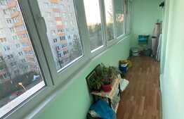 Apartament 3 camere, 53 mp, decomandat, zona Astra 