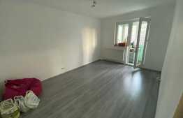 Apartament 3 camere, 53 mp, decomandat, zona Astra 