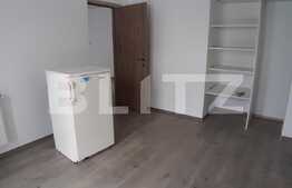 Spatiu comercial, 4 camere 78 mp, gradina 80 mp, 2 locuri parcare, zona VIVO