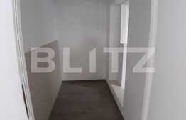 Spatiu comercial, 4 camere 78 mp, gradina 80 mp, 2 locuri parcare, zona VIVO