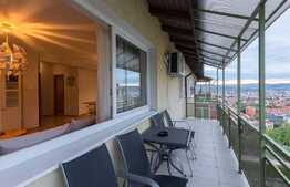 Apartament 2 camere, 61mp, semidecomandat, zona Grand Hotel Italia