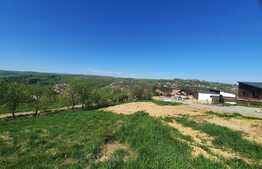 Teren, 2 parcele de 715 mp+76 mp cota parte din drum orientare S-V, utilitati, Feleacu!