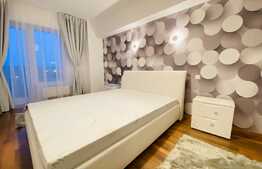 3 camere, 93 mp, modern, garaj, zona strazii Plopilor