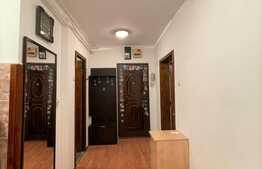 Apartament cu o camera, decomandat, balcon, 38 mp, zona Calea Floresti