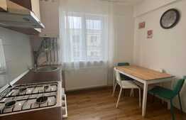 2 camere, semidecomandat, 65 mp, balcon, A.C, zona strazii Stefan Mora