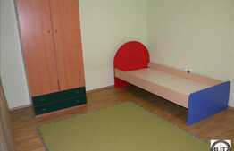 Apartament 3 camere, 95 mp utili, loc parcare, zona Stadionul CFR!